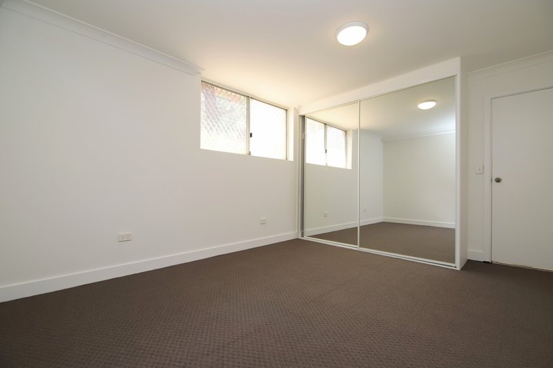 Photo - 13/90 Meredith Street, Bankstown NSW 2200 - Image 3
