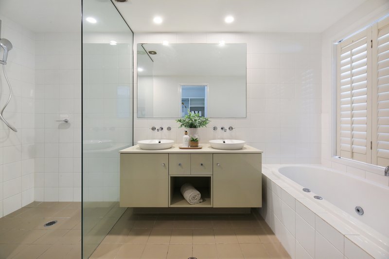 Photo - 13/901 Medinah Avenue, Robina QLD 4226 - Image 16