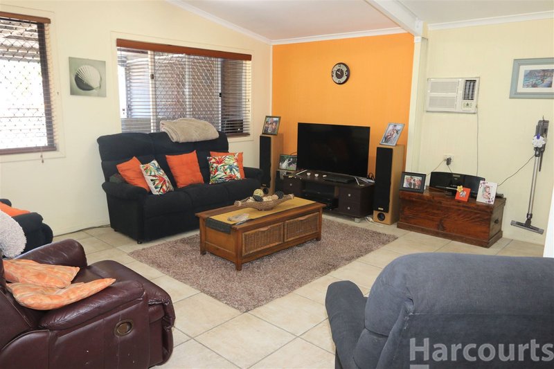 Photo - 1391 Bribie Island Road, Ningi QLD 4511 - Image 3