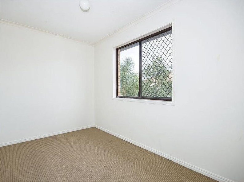 Photo - 13/92 Boundary Street, Beenleigh QLD 4207 - Image 3