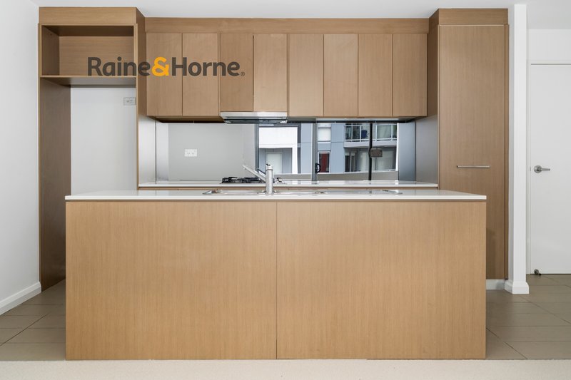 Photo - 139/2 Browne Parade, Warwick Farm NSW 2170 - Image 5