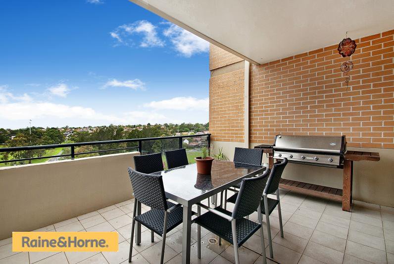 Photo - 139/2 Dolphin Close, Chiswick NSW 2046 - Image 2