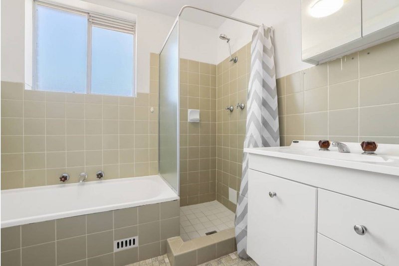 Photo - 13/94 Lawrence Street, Freshwater NSW 2096 - Image 3