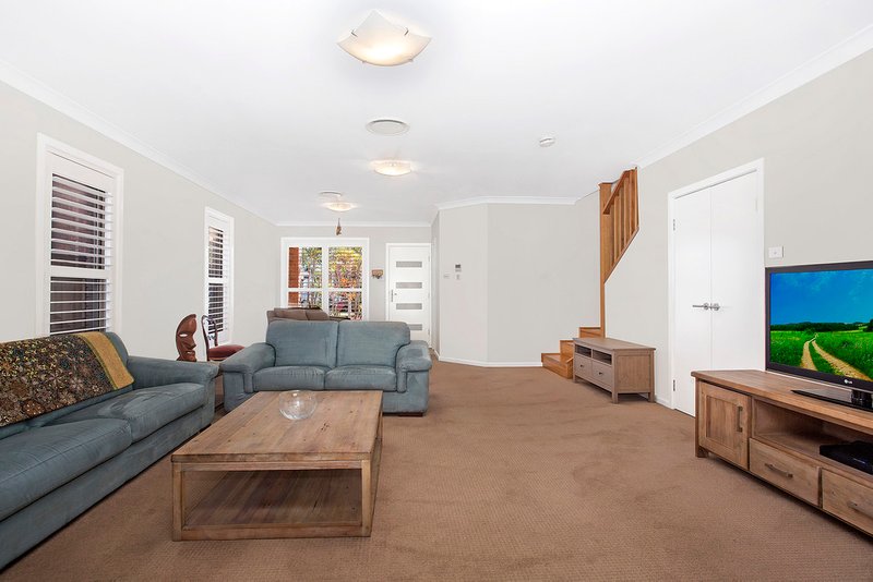 Photo - 139A Hillcrest Ave , Greenacre NSW 2190 - Image 2