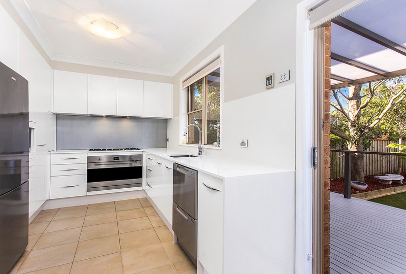 Photo - 139A Hillcrest Ave , Greenacre NSW 2190 - Image 4