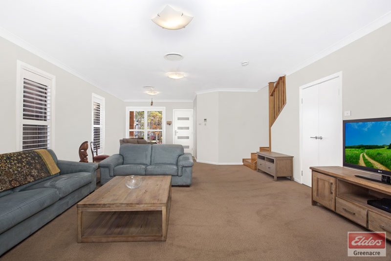 Photo - 139A Hillcrest Avenue, Greenacre NSW 2190 - Image 2