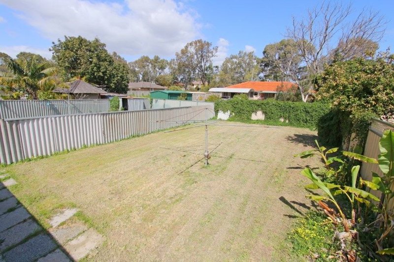 Photo - 13A & 13B Falstaff Crescent, Spearwood WA 6163 - Image 9