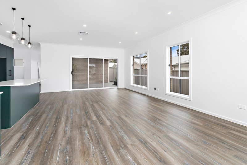 Photo - 13a Arthur Street, Corrimal NSW 2518 - Image 2