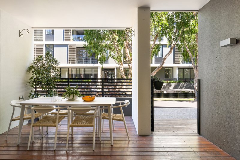 Photo - 13A Australia Street, Camperdown NSW 2050 - Image 5