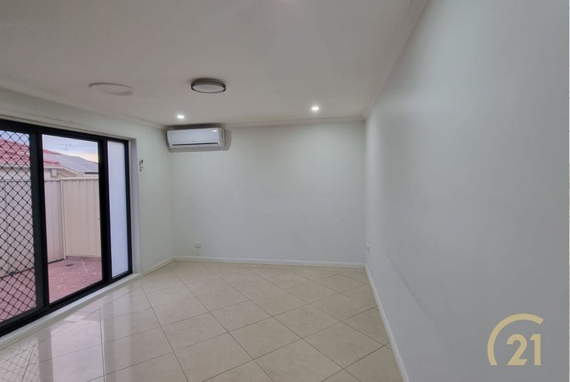 Photo - 13a Boltons Street, Horningsea Park NSW 2171 - Image 2