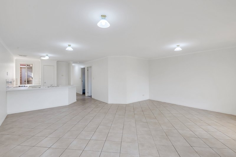 Photo - 13A Clansman Avenue, Windsor Gardens SA 5087 - Image 15