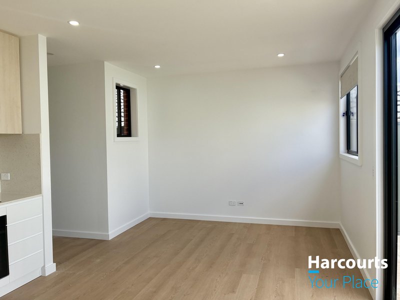 Photo - 13A Coowarra Drive, St Clair NSW 2759 - Image 2