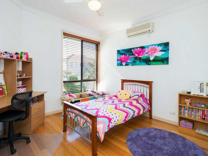 Photo - 13A Duxton Drive, Varsity Lakes QLD 4227 - Image 15