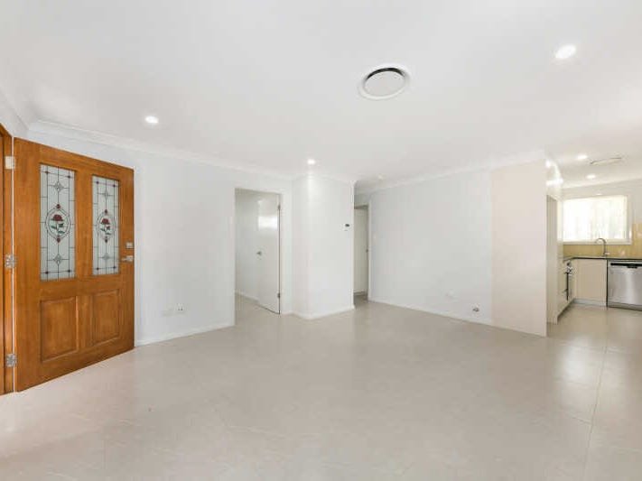 Photo - 13A Frederick Street, Pendle Hill NSW 2145 - Image 2