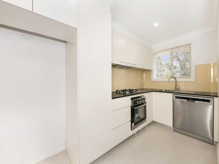 Photo - 13A Frederick Street, Pendle Hill NSW 2145 - Image 3