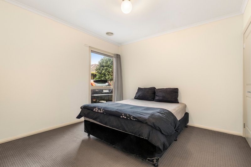 Photo - 13a Harry Street, Cranbourne VIC 3977 - Image 6