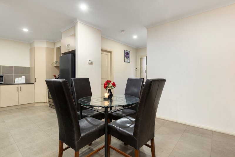 Photo - 13a Harry Street, Cranbourne VIC 3977 - Image 9