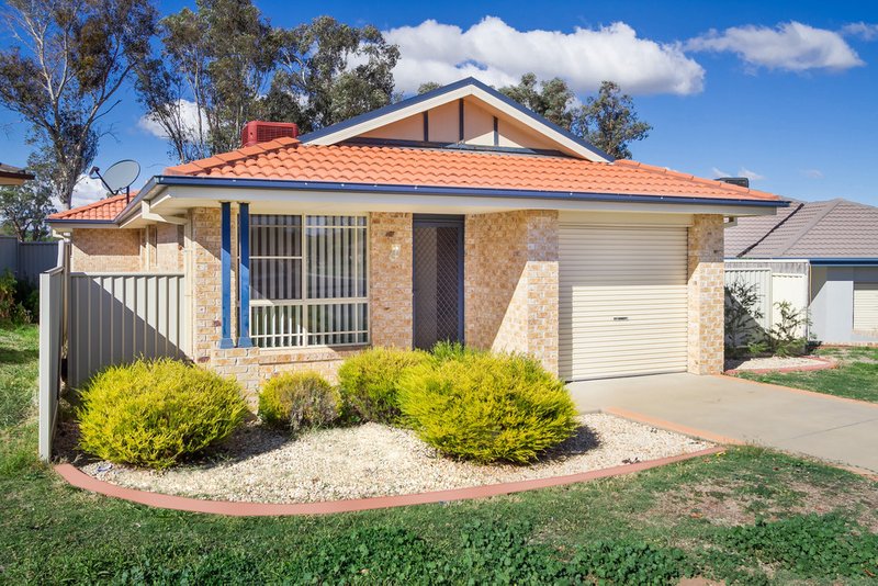 13A James Place, Tamworth NSW 2340