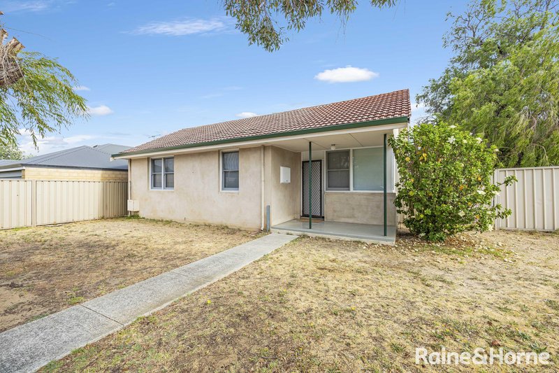 Photo - 13A Knight Street, Withers WA 6230 - Image 4