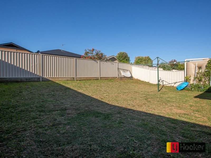 Photo - 13a Lilly Pilly Court, Tamworth NSW 2340 - Image 10