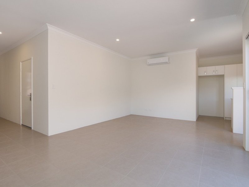 Photo - 13A Mcmillan Street, Victoria Park WA 6100 - Image 5