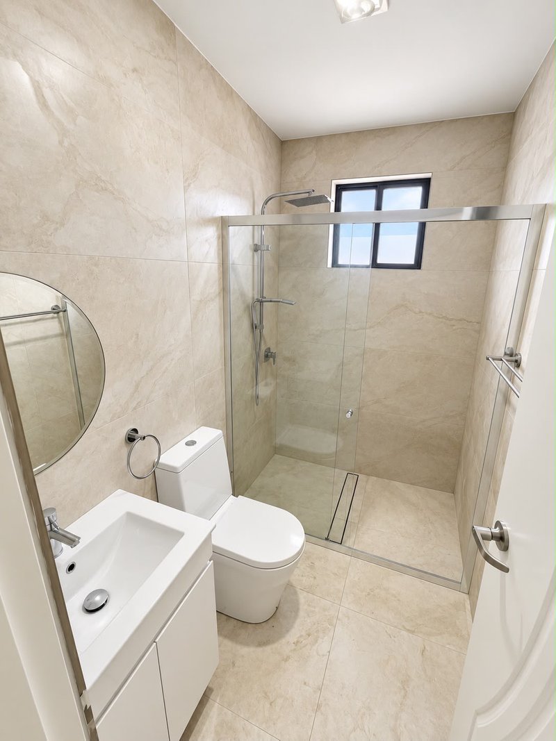Photo - 13A Mistletoe Avenue, Macquarie Fields NSW 2564 - Image 7