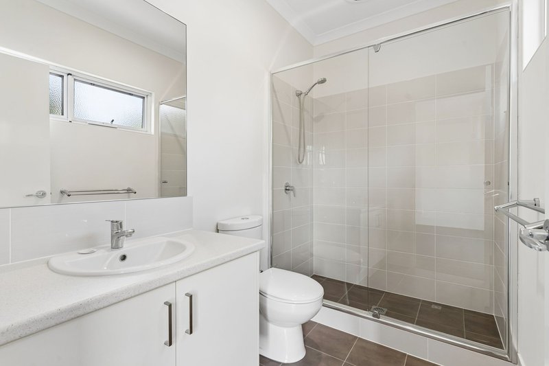 Photo - 13A Oakland Avenue, Cloverdale WA 6105 - Image 7