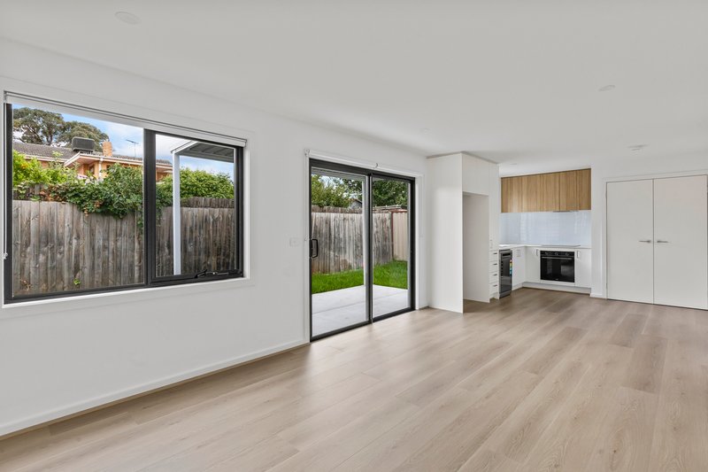 Photo - 13A Pyalong Crescent, Dallas VIC 3047 - Image 2