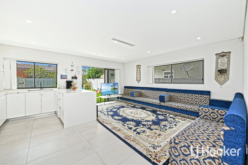 Photo - 13A Robertson Road, Chester Hill NSW 2162 - Image 3