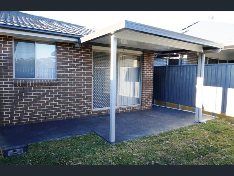 Photo - 13A Weaver Road, Edmondson Park NSW 2174 - Image 6