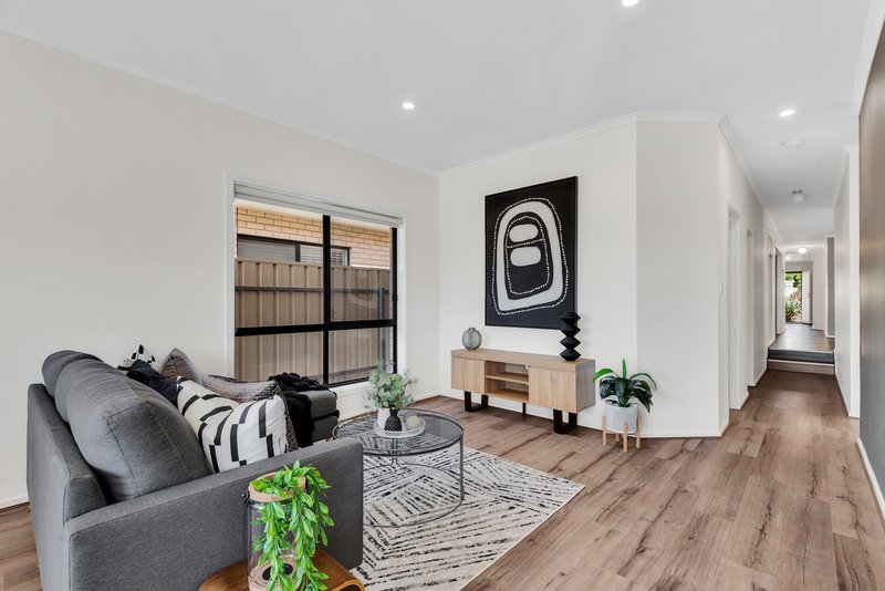 Photo - 13a Windebanks Road, Aberfoyle Park SA 5159 - Image 3