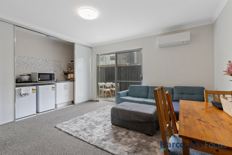 Photo - 13A/30 Bent Street, Cannington WA 6107 - Image 3