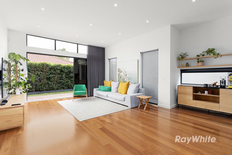 Photo - 13b Malane Street, Bentleigh East VIC 3165 - Image 2