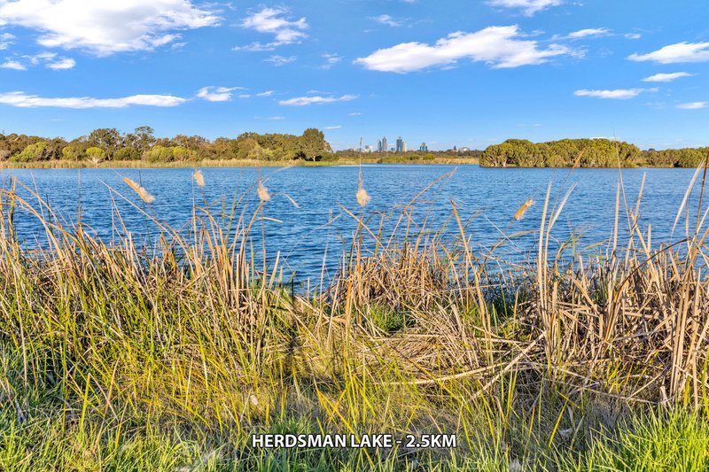 Photo - 13B/305 Harborne Street, Glendalough WA 6016 - Image 9