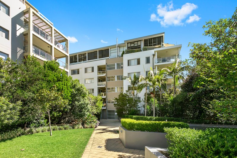 Photo - 13B/31-37 Pacific Parade, Dee Why NSW 2099 - Image 5