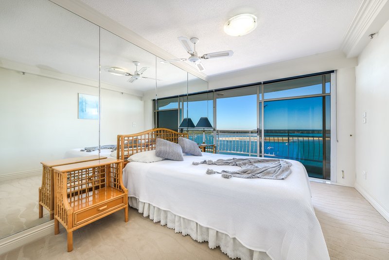 Photo - 13B/5 Bayview Street, Runaway Bay QLD 4216 - Image 8