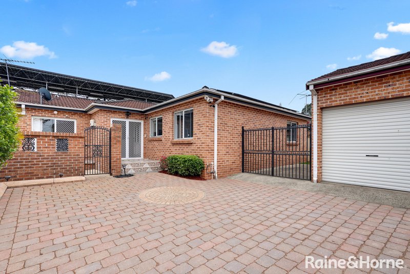 Photo - 13C Broe Avenue, East Hills NSW 2213 - Image 8