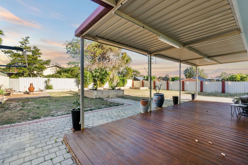 Photo - 13D Shalford Way, Girrawheen WA 6064 - Image 24