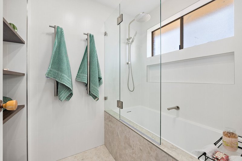 Photo - 14 & 14A Butlin Place, Theodore ACT 2905 - Image 12