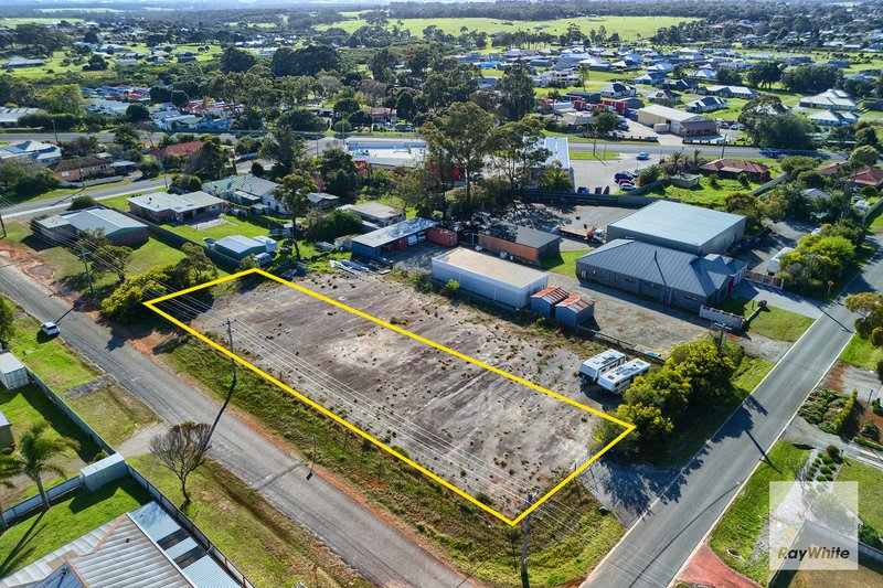 Photo - 14 & 16 Alfred Street, Mckail WA 6330 - Image 6