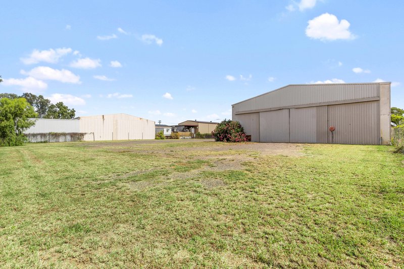 Photo - 14-16 Industrial Drive, Emerald QLD 4720 - Image 8