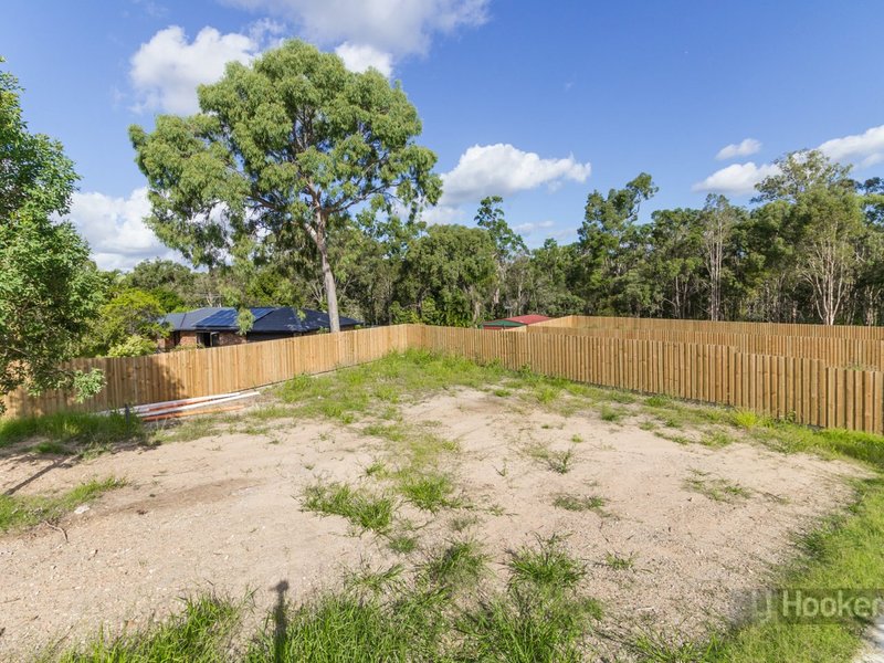 Photo - 14-16 Kadlunga Court, Boronia Heights QLD 4124 - Image 2