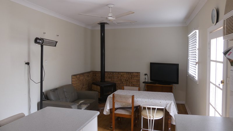 Photo - 14-16 Narromine Street, Nevertire NSW 2826 - Image 3