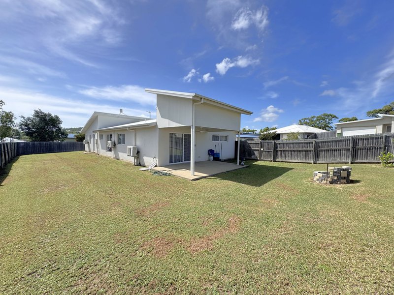 Photo - 14-16 Sapphire Cres , Bowen QLD 4805 - Image 5