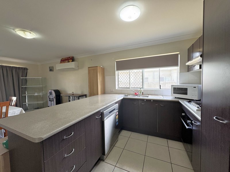 Photo - 14-16 Sapphire Cres , Bowen QLD 4805 - Image 7