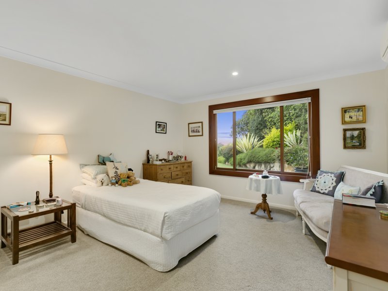 Photo - 14-16 Tolhurst Court, Tallai QLD 4213 - Image 14