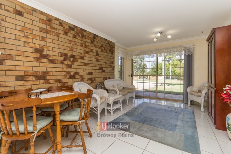 Photo - 14-24 Solandra Road, Park Ridge South QLD 4125 - Image 23