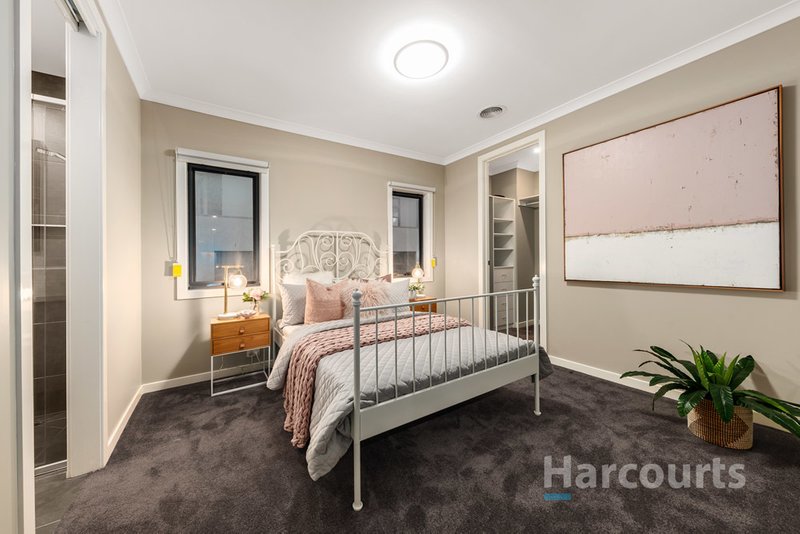 Photo - 14 Aberdeen Way, Wantirna VIC 3152 - Image 10