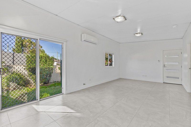 Photo - 14 Adler Parade, Greystanes NSW 2145 - Image 15