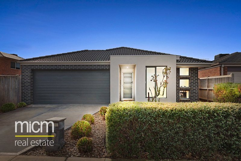 14 Adriatic Way, Point Cook VIC 3030